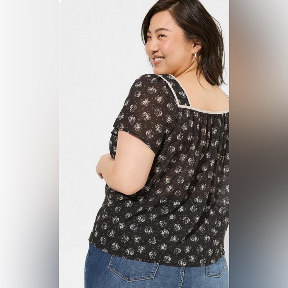 NWT! Torrid Crinkle Chiffon Flutter Sleeve Top Autumn Floral Black ~ Size 1